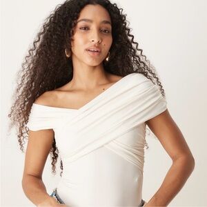 Abercrombie and Fitch Women's
Sleek Seamless Ruched Wrap Bodysuit